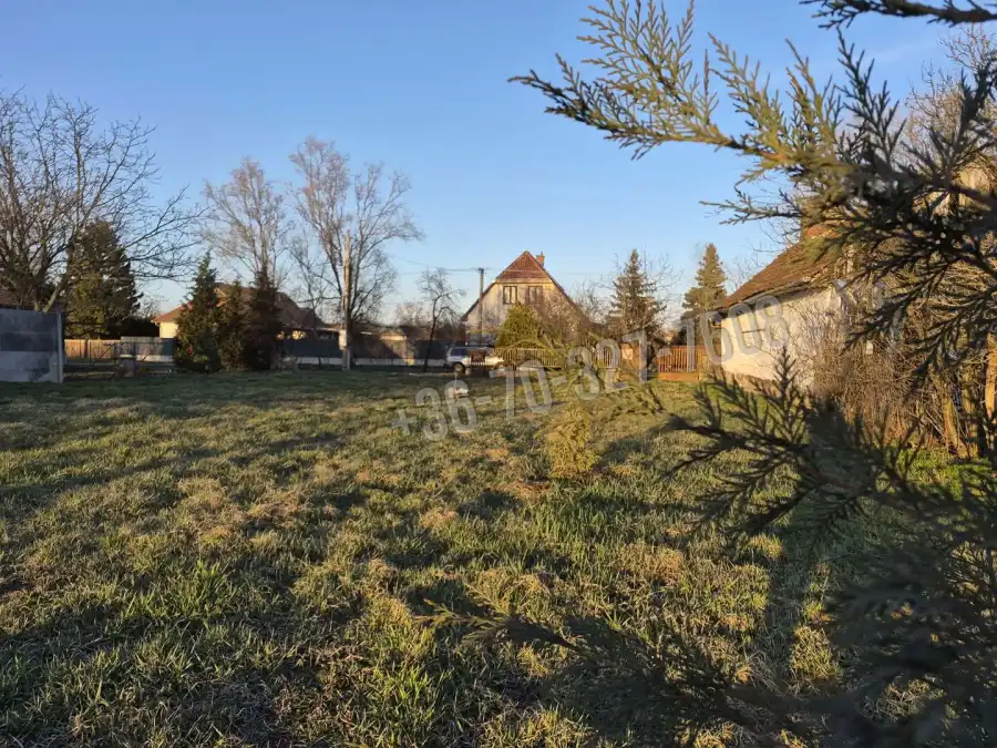 eladó  Építési telek, Sarud